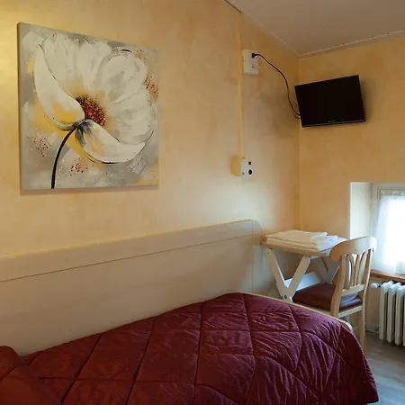 Antico Hotel 2*